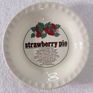 Vintage Strawberry Pie Ceramic Pie Dish Pie Plate With Recipe